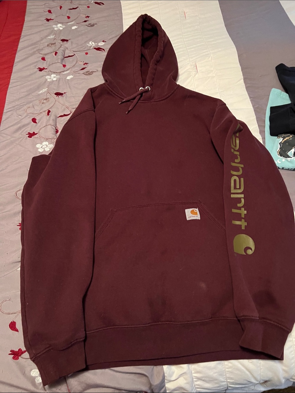 Carhartt Men’s Maroon Crewneck Hoodie with Olive Logo Sleeve